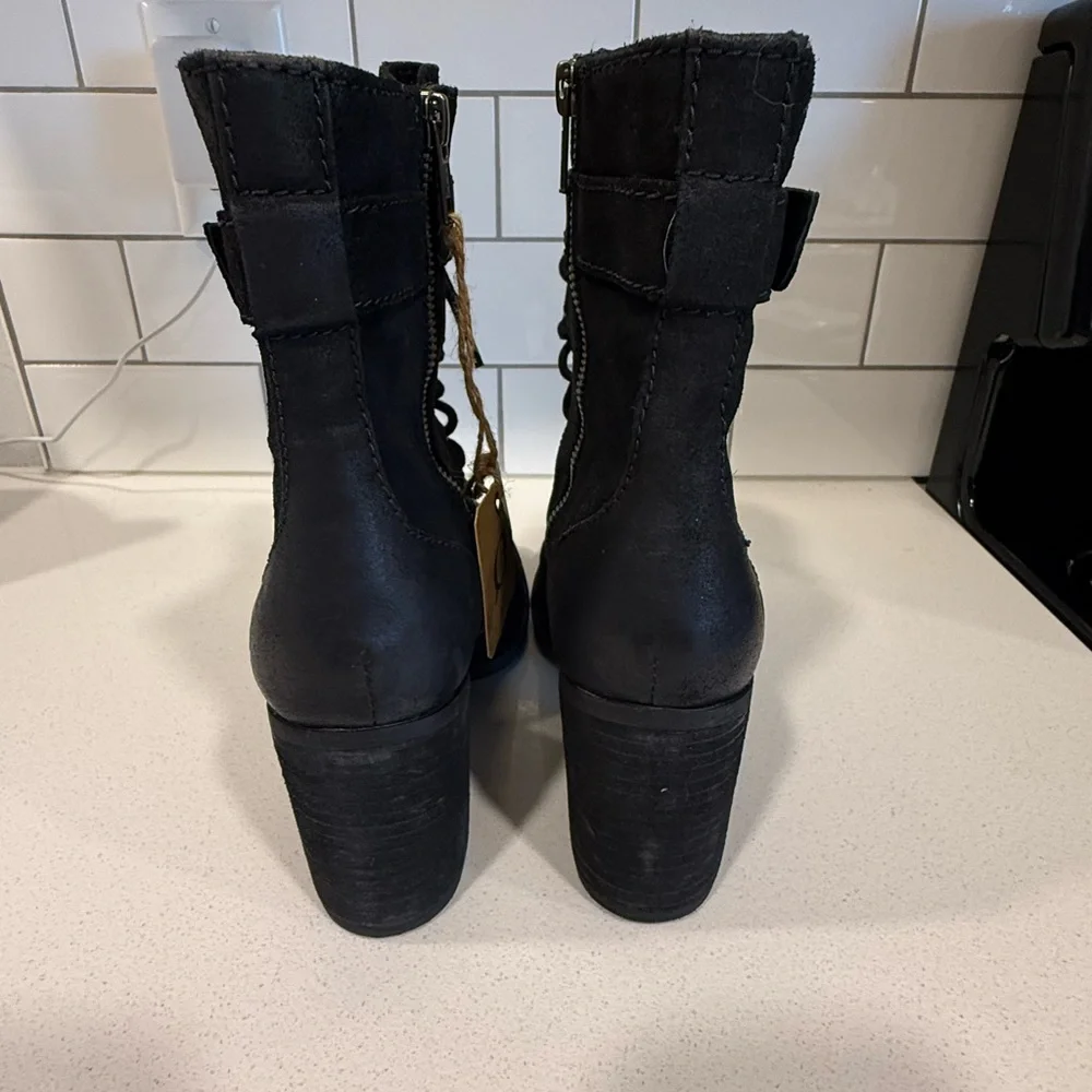 Womens Born Black Leather Lace-Up Heeled Boots – NWT Size 7 - Picture 3 of 7